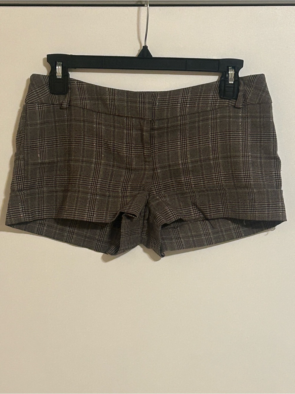 B. Trü Plaid Women's Tailored Shorts - Brown